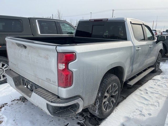 Used 2022 Chevrolet Silverado 1500 LT image 3