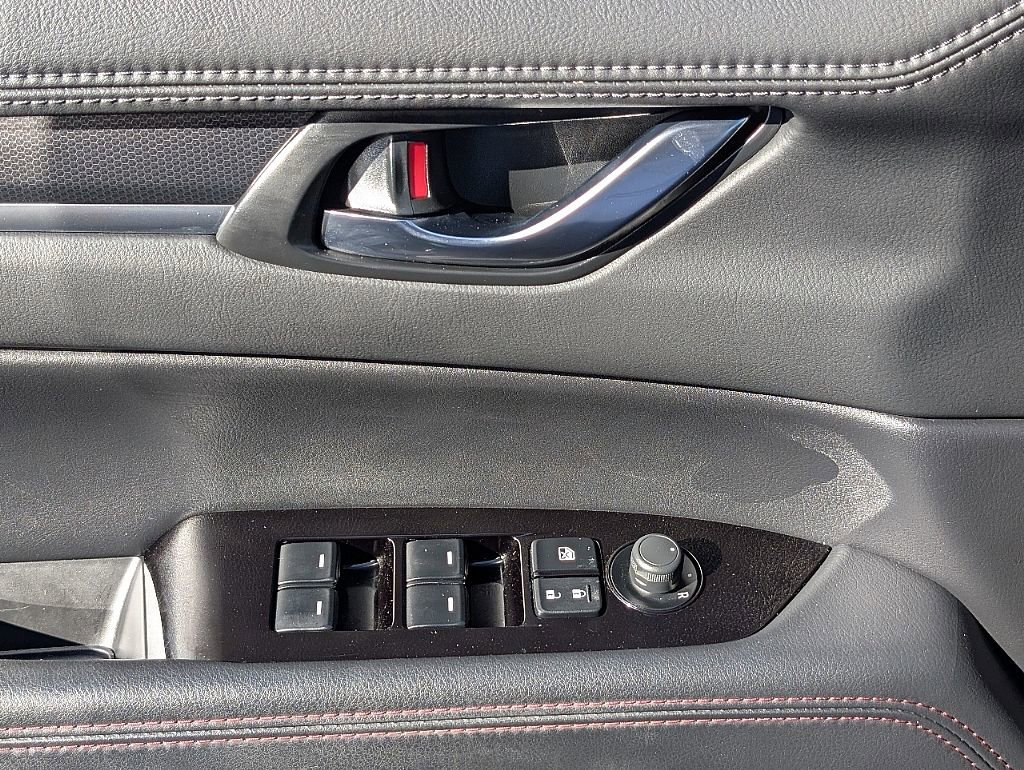 Certified 2023 MAZDA CX-5 Carbon Edition image 28