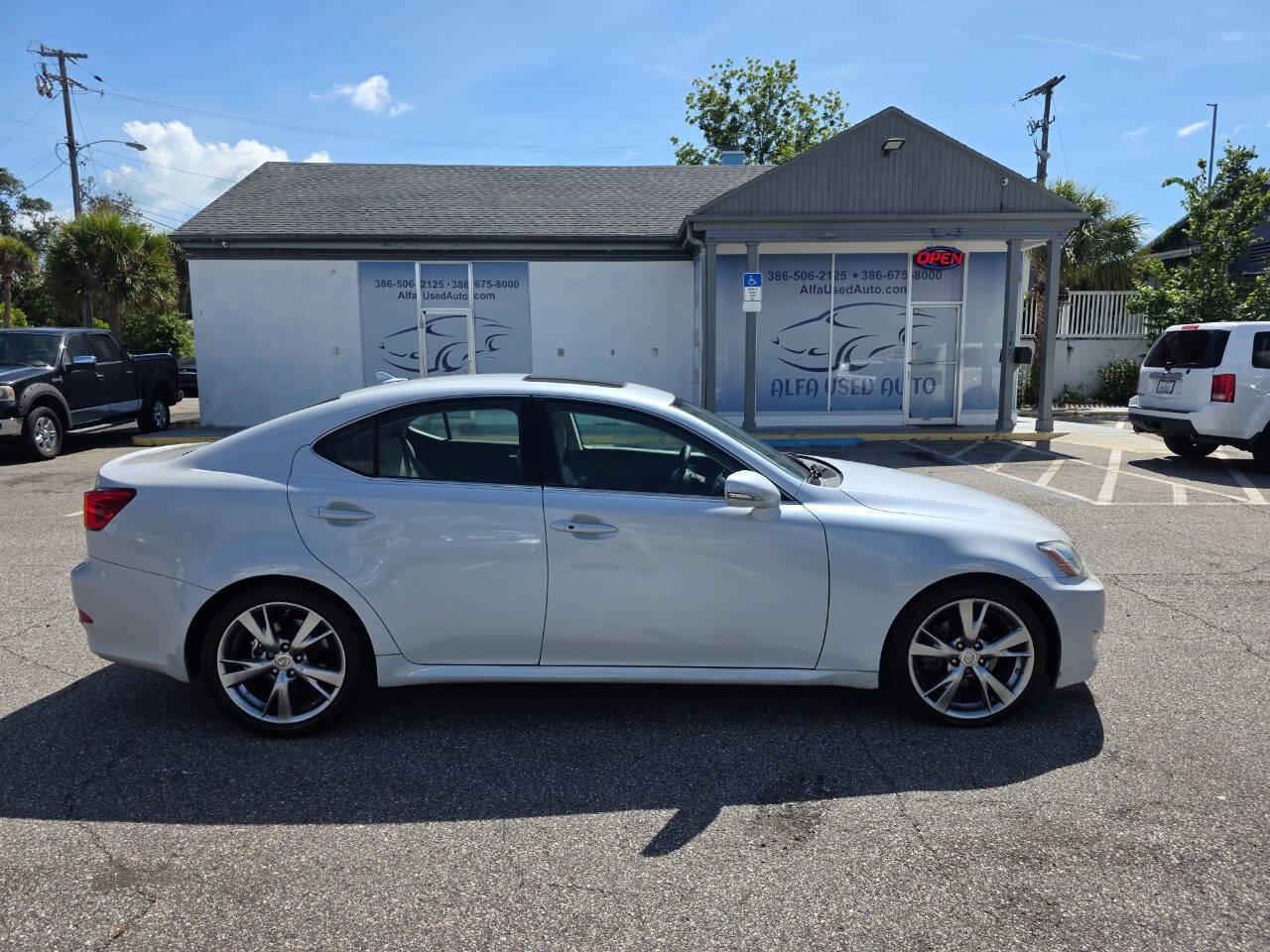 Used 2010 Lexus IS 250 RWD image 3