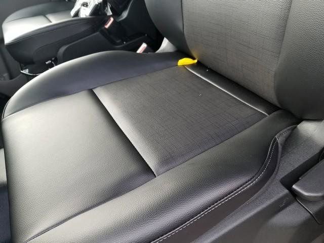 New 2026 Ford Transit 250 148 Medium Roof w/ Load Area Protection Package image 17