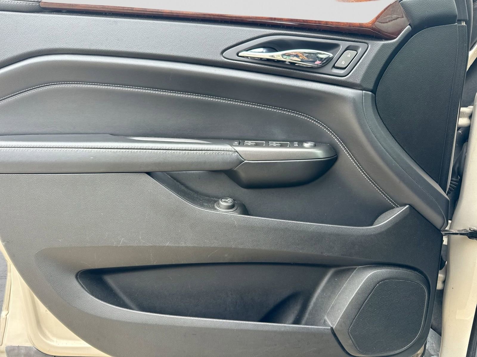 Used 2012 Cadillac SRX Premium w/ LPO, Protection Package image 34