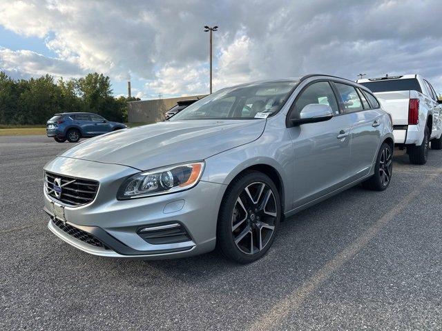 Used 2018 Volvo V60 T5 Dynamic