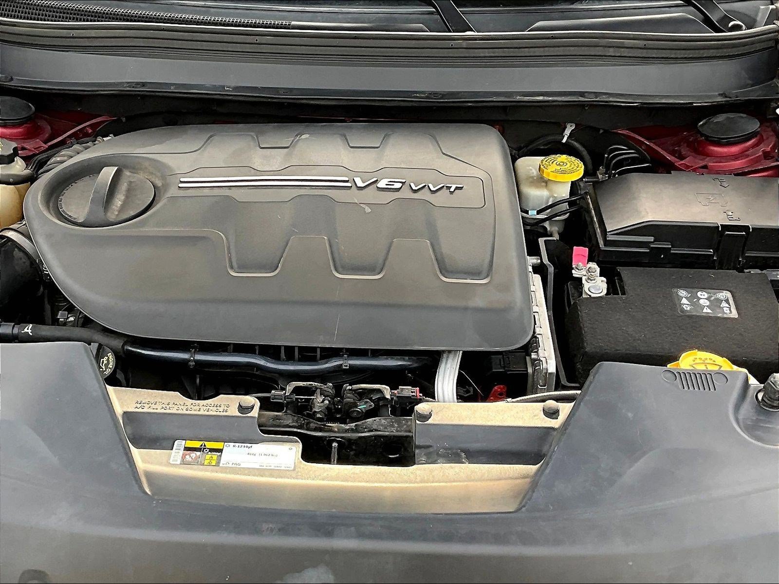 Used 2016 Jeep Cherokee Sport FWD image 27