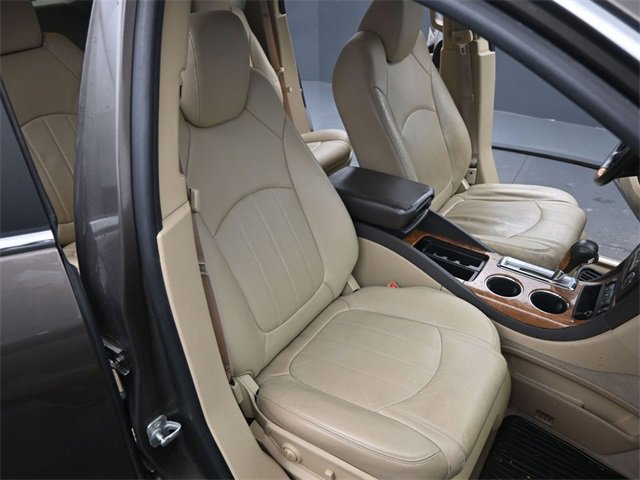 Used 2011 Buick Enclave CXL image 21