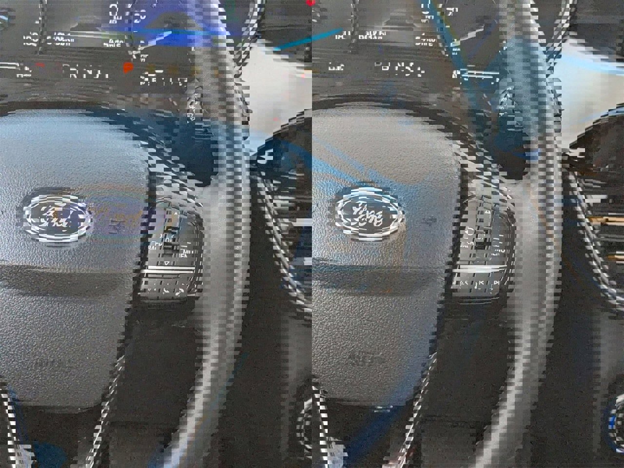 Used 2022 Ford Escape SE w/ Convenience Package image 18