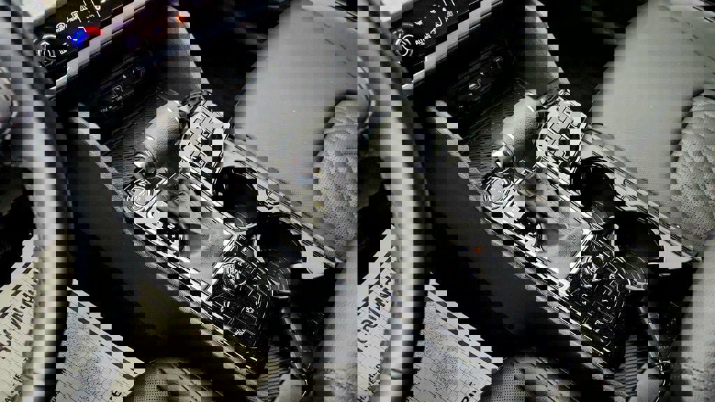 Used 2025 Kia Sportage X-Line w/ Premium Package image 17