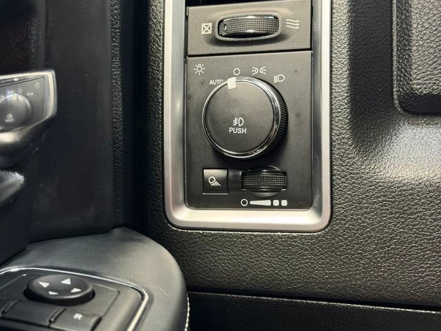 Used 2016 RAM 1500 Limited AWD/4WD image 15