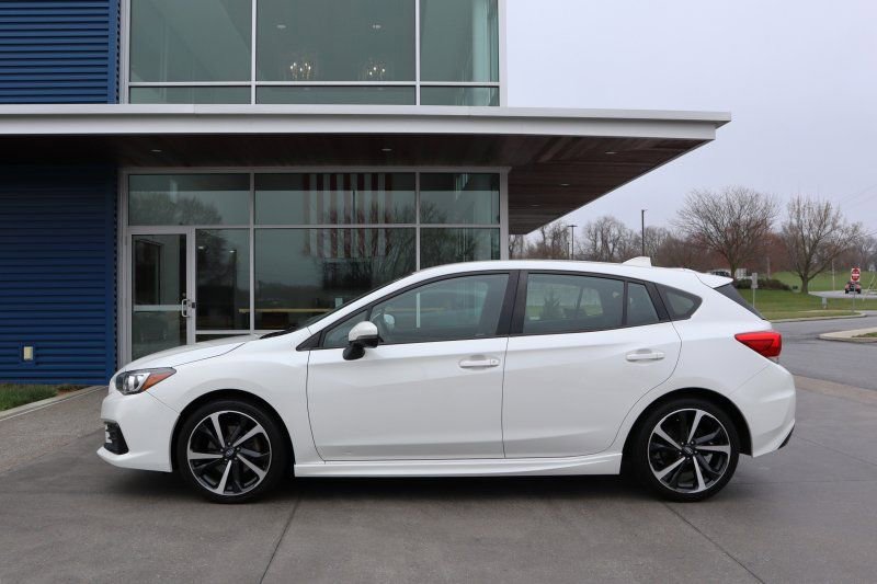 Used 2022 Subaru Impreza 2.0i Sport image 6