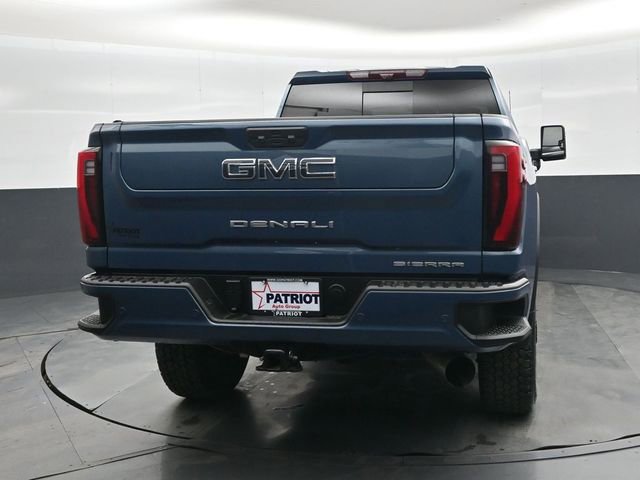 Used 2024 GMC Sierra 2500 Denali Ultimate image 5