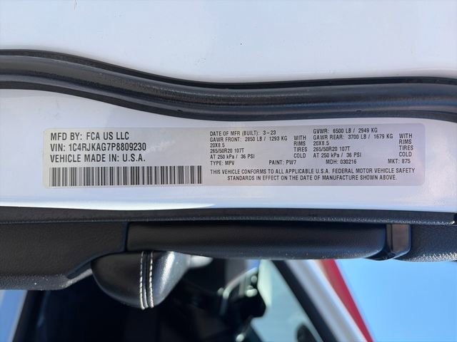 Used 2023 Jeep Grand Cherokee L Laredo AWD/4WD image 53