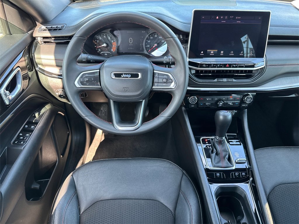 Used 2024 Jeep Compass Trailhawk image 23