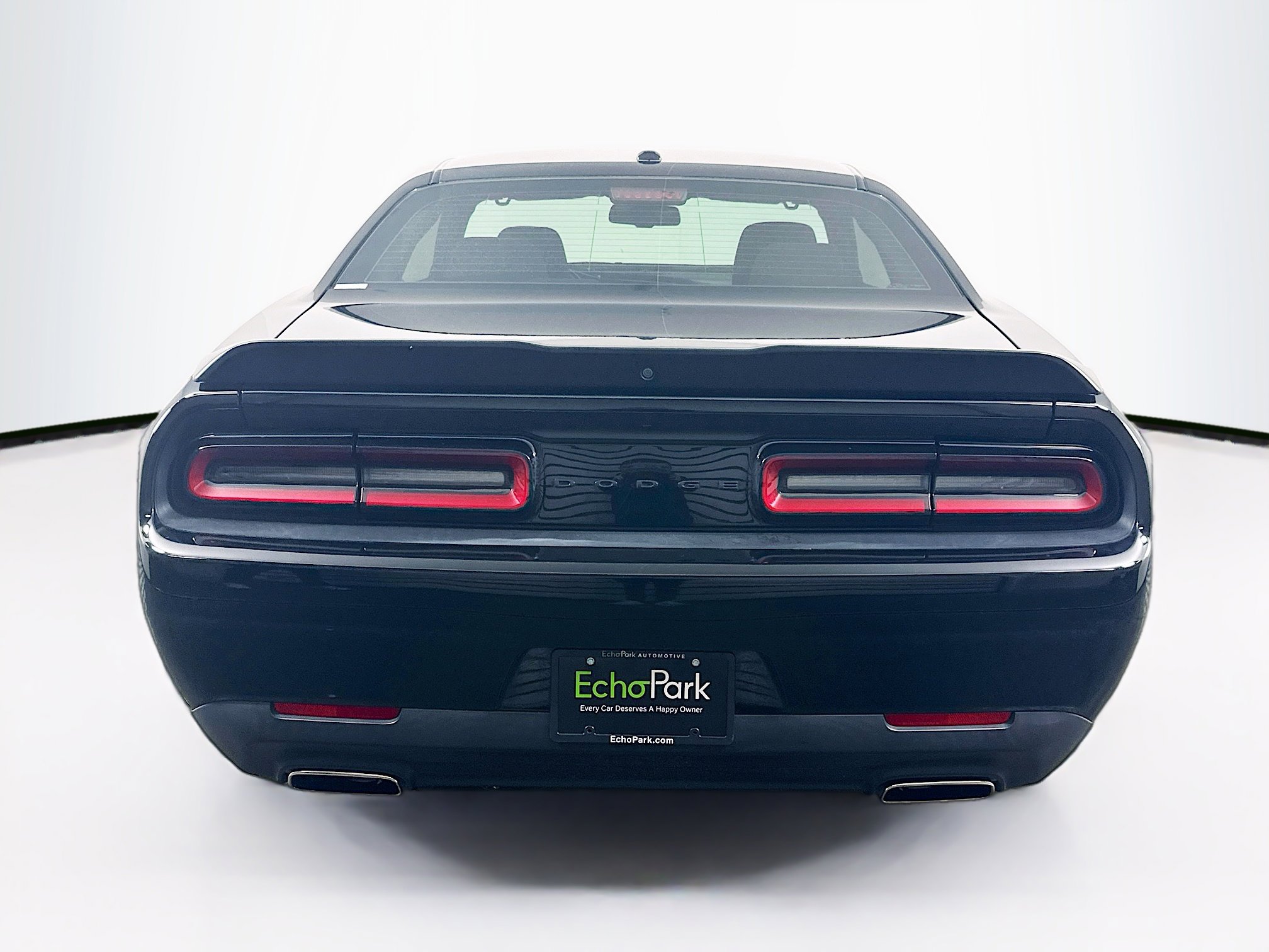Used 2022 Dodge Challenger SXT w/ Blacktop Package image 7