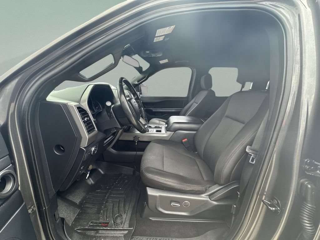 Used 2019 Ford Expedition XLT RWD image 18