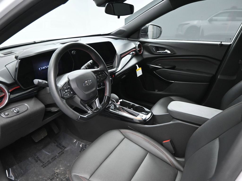 Used 2024 Chevrolet Trax RS w/ Sunroof Package image 8