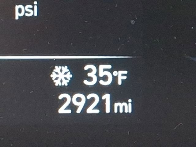 Certified 2026 Hyundai Venue SEL FWD image 19