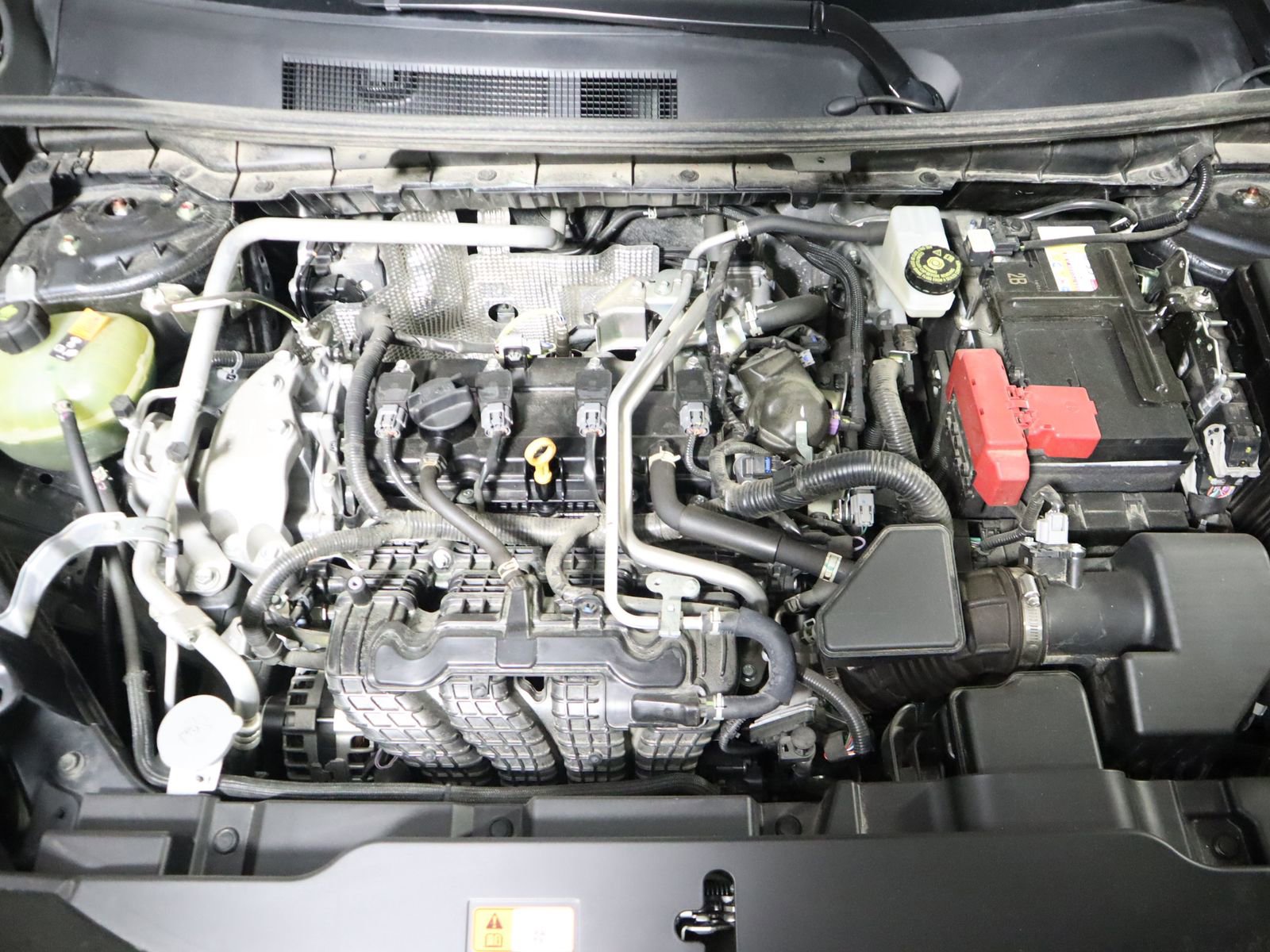 Used 2025 Mitsubishi Outlander AWD image 24
