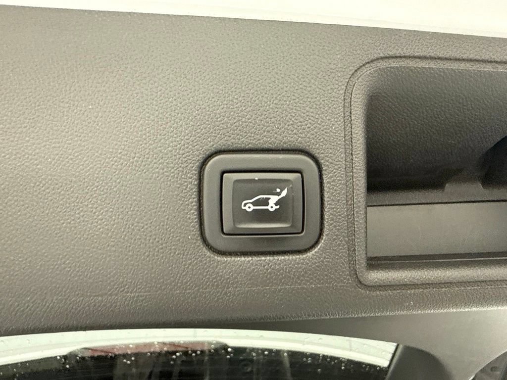 Used 2020 GMC Terrain SLT w/ Preferred Package FWD image 11