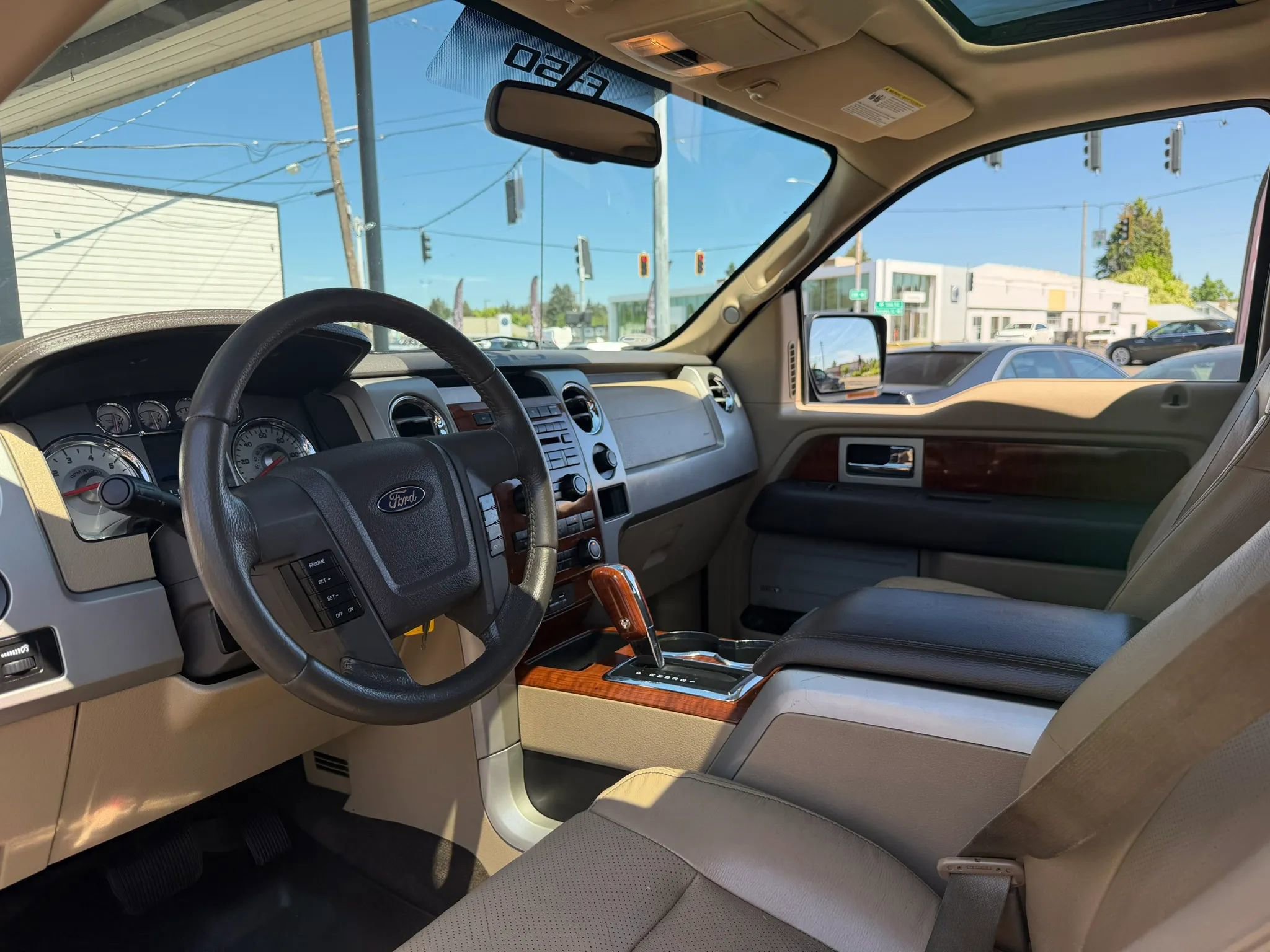 Used 2010 Ford F150 Lariat AWD/4WD image 20