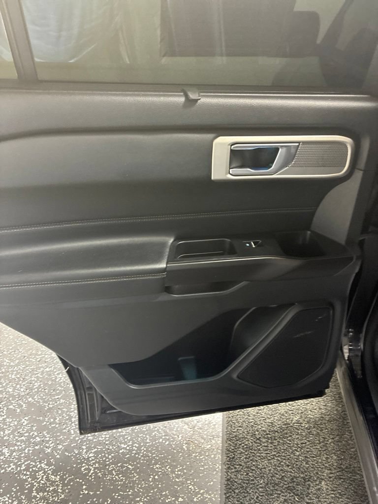 Used 2020 Ford Explorer Limited AWD/4WD image 26