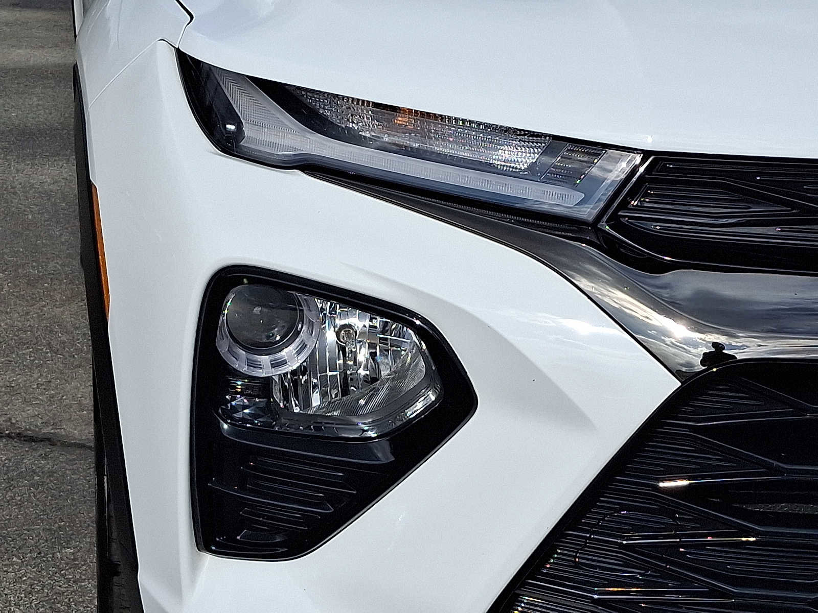 Used 2023 Chevrolet TrailBlazer RS w/ Technology Package image 9