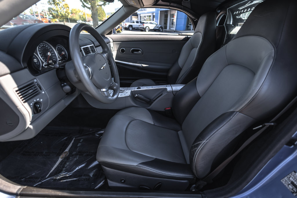 Used 2005 Chrysler Crossfire Limited RWD image 16