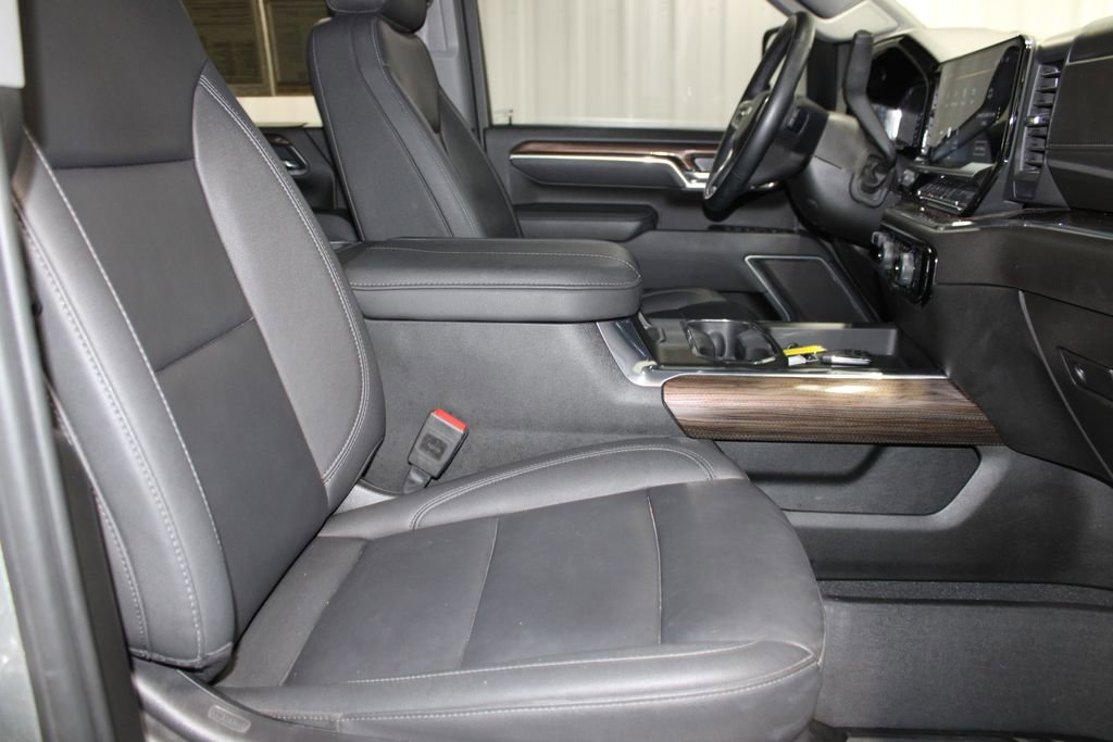 Used 2025 Chevrolet Silverado 2500 LT w/ All Star Edition image 27