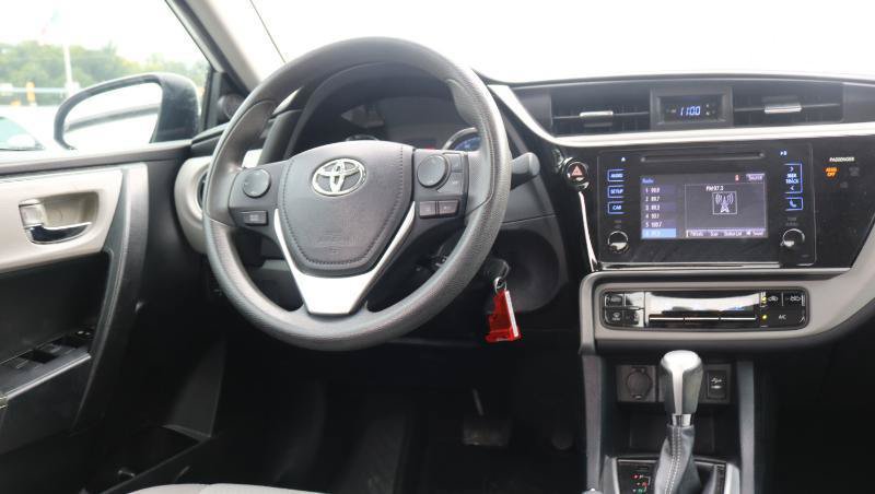 Used 2017 Toyota Corolla LE FWD image 16