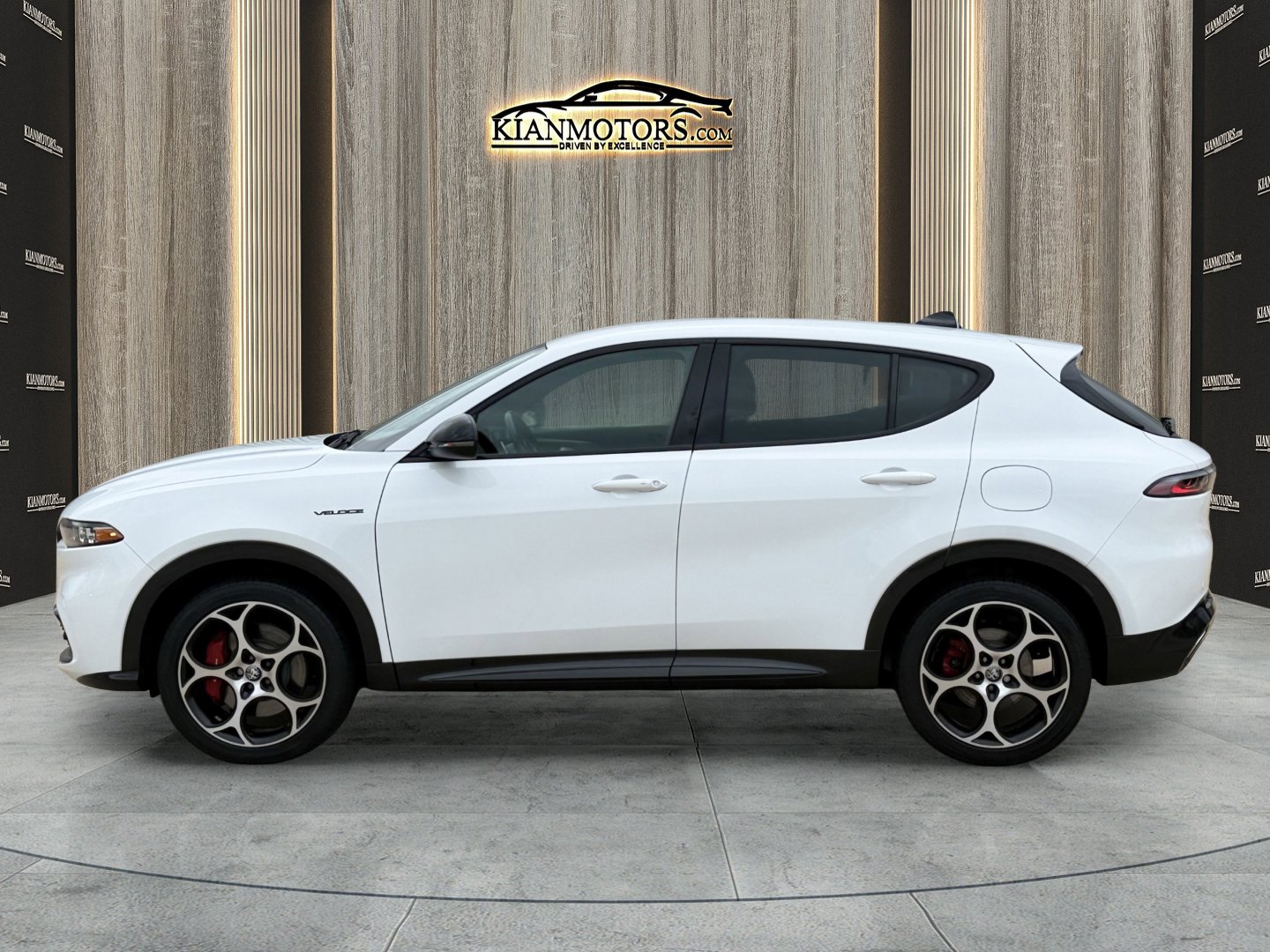 Used 2024 Alfa Romeo Tonale Veloce image 4