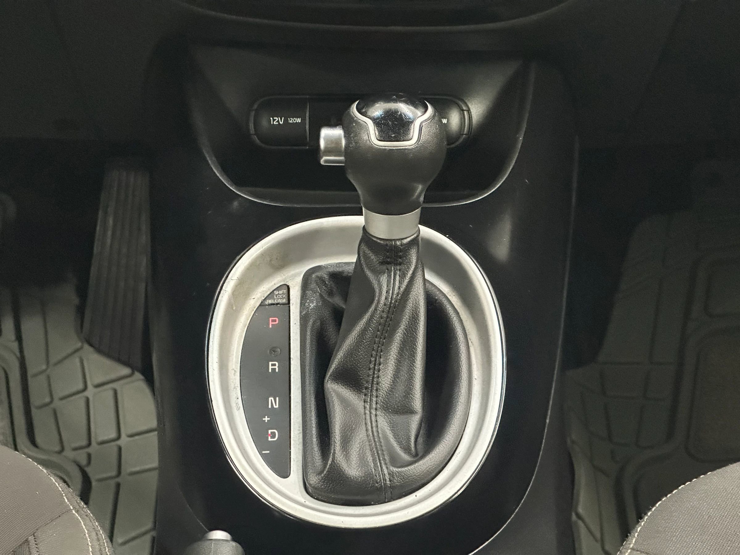 Used 2019 Kia Soul FWD image 19