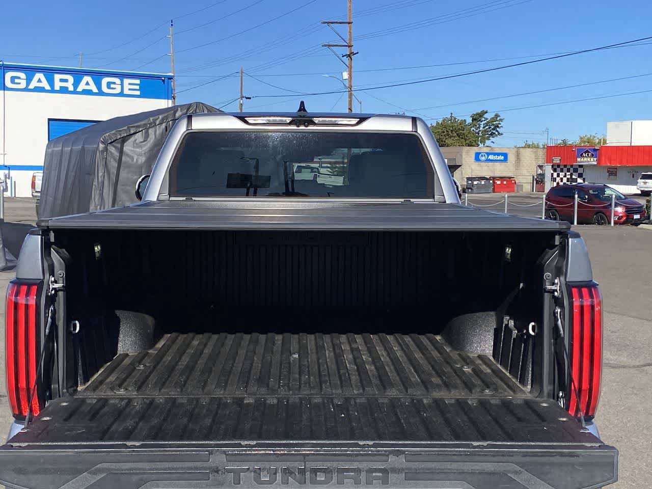 Used 2023 Toyota Tundra Platinum AWD/4WD image 23