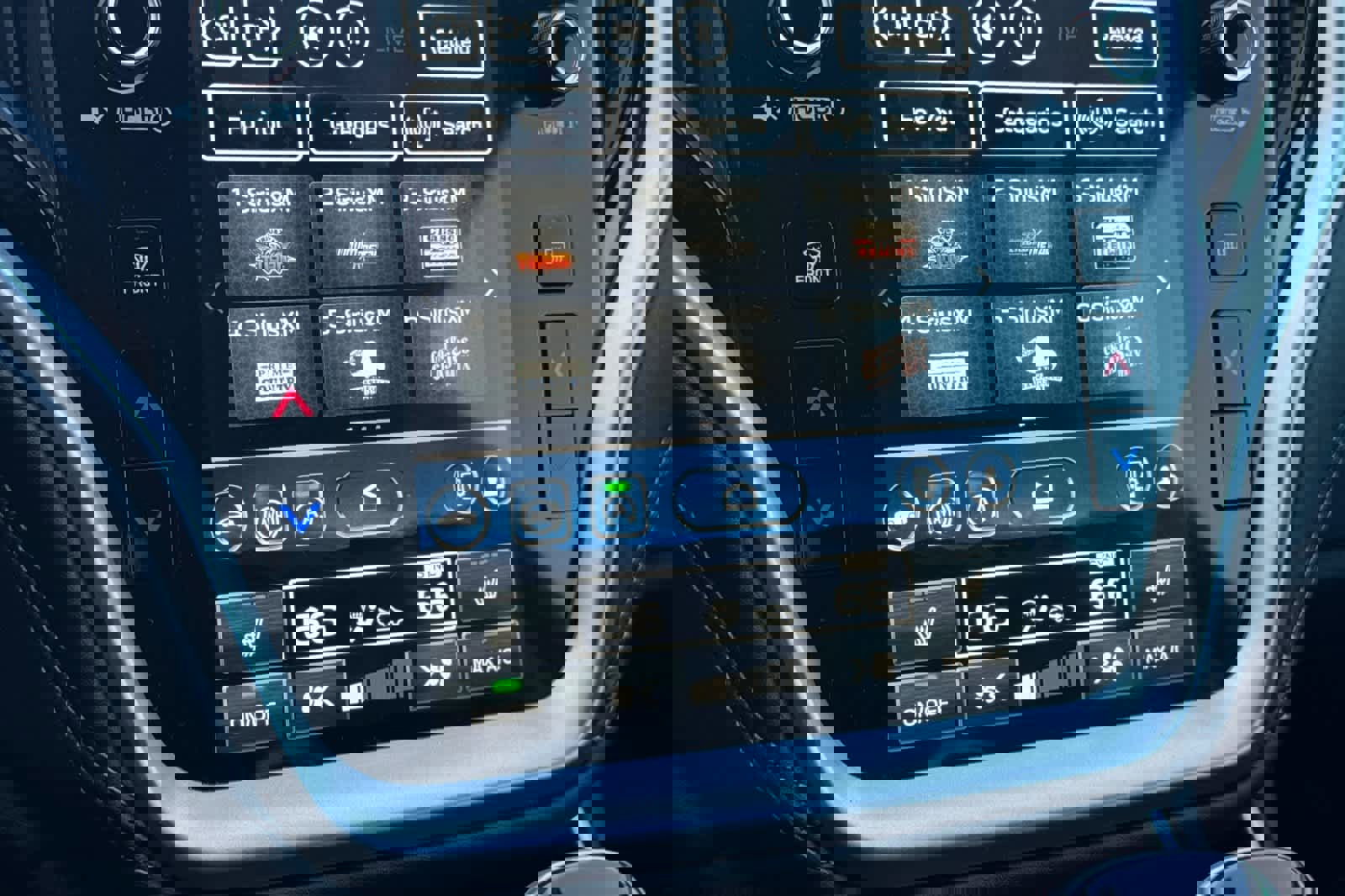 Used 2025 Subaru Legacy Premium image 20