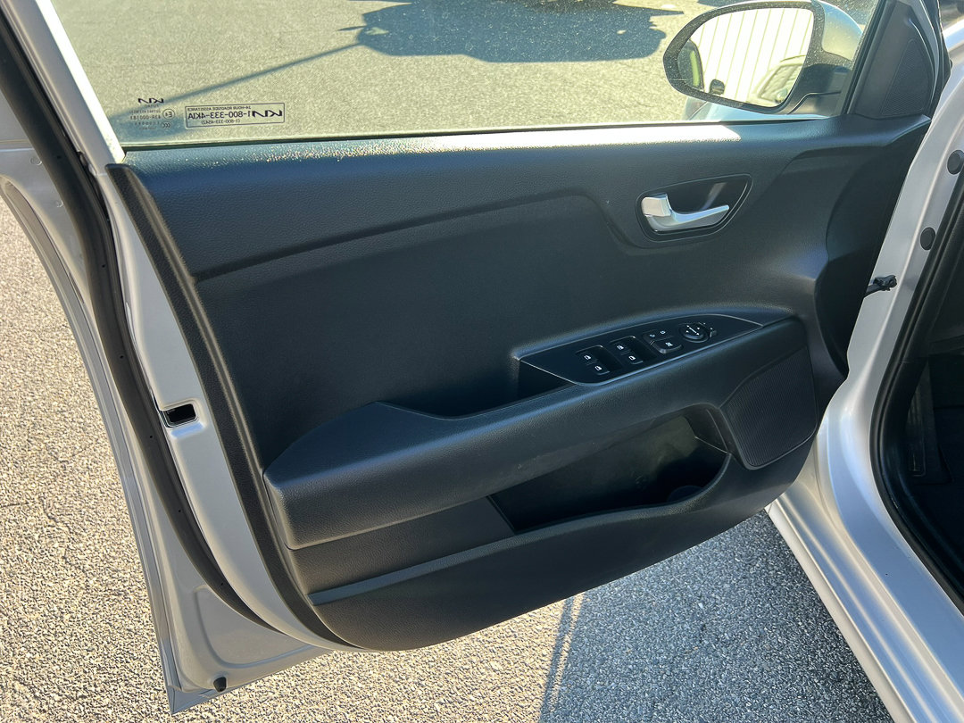 Used 2022 Kia Rio LX image 10