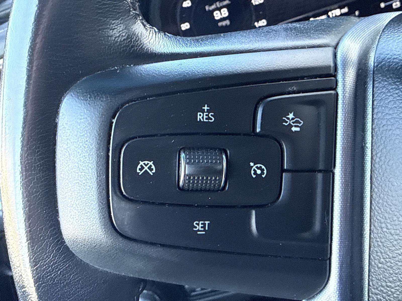 Used 2022 GMC Yukon SLE w/ Max Trailering Package image 19