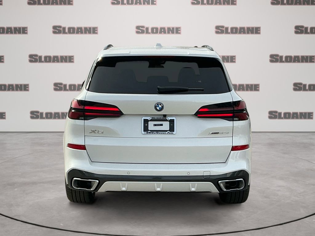New 2026 BMW X5 xDrive50e w/ Executive Package AWD/4WD image 4
