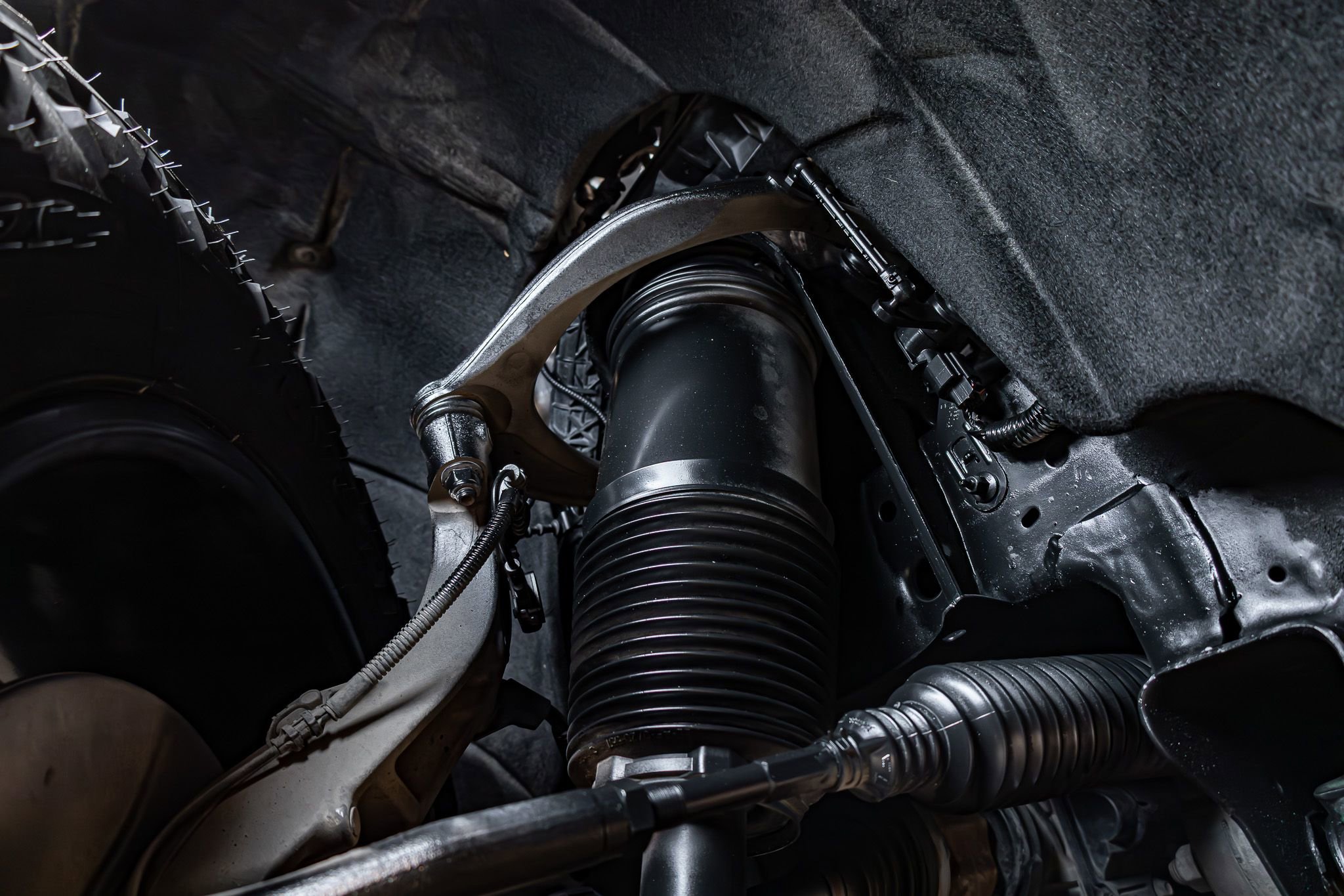 Used 2024 GMC Yukon AT4 w/ AT4 Premium Plus Package image 13