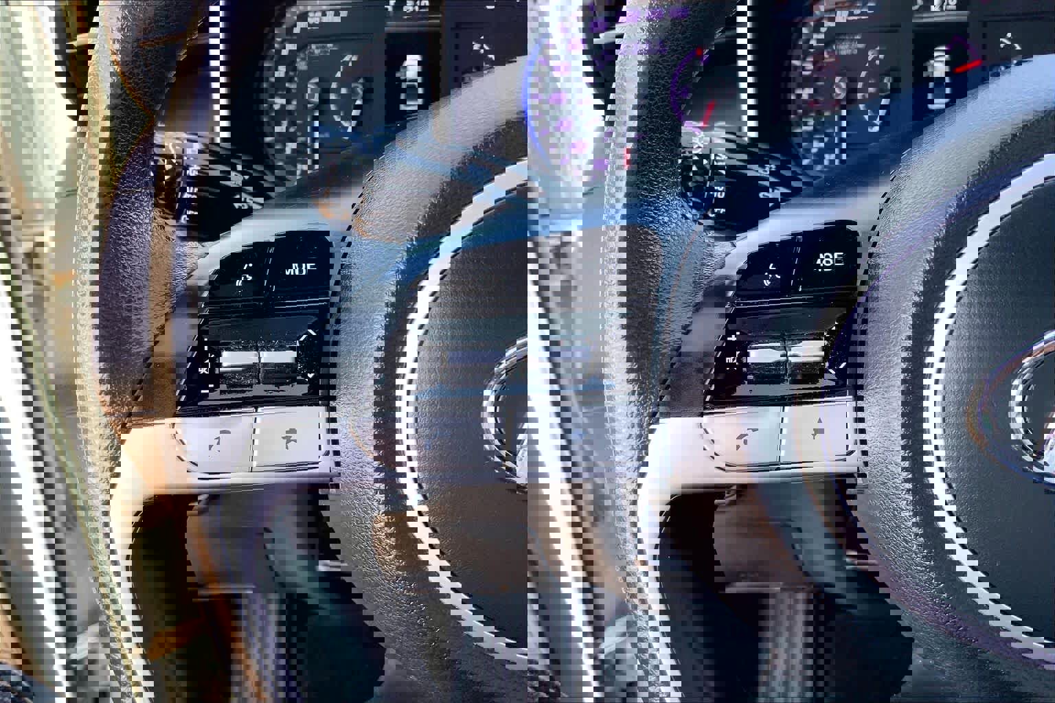 Used 2023 Hyundai Santa Cruz SE image 23