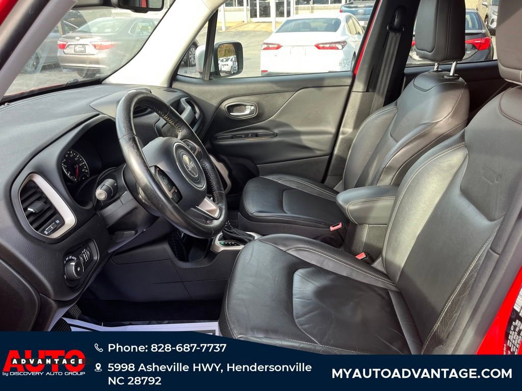 Used 2016 Jeep Renegade Limited image 27