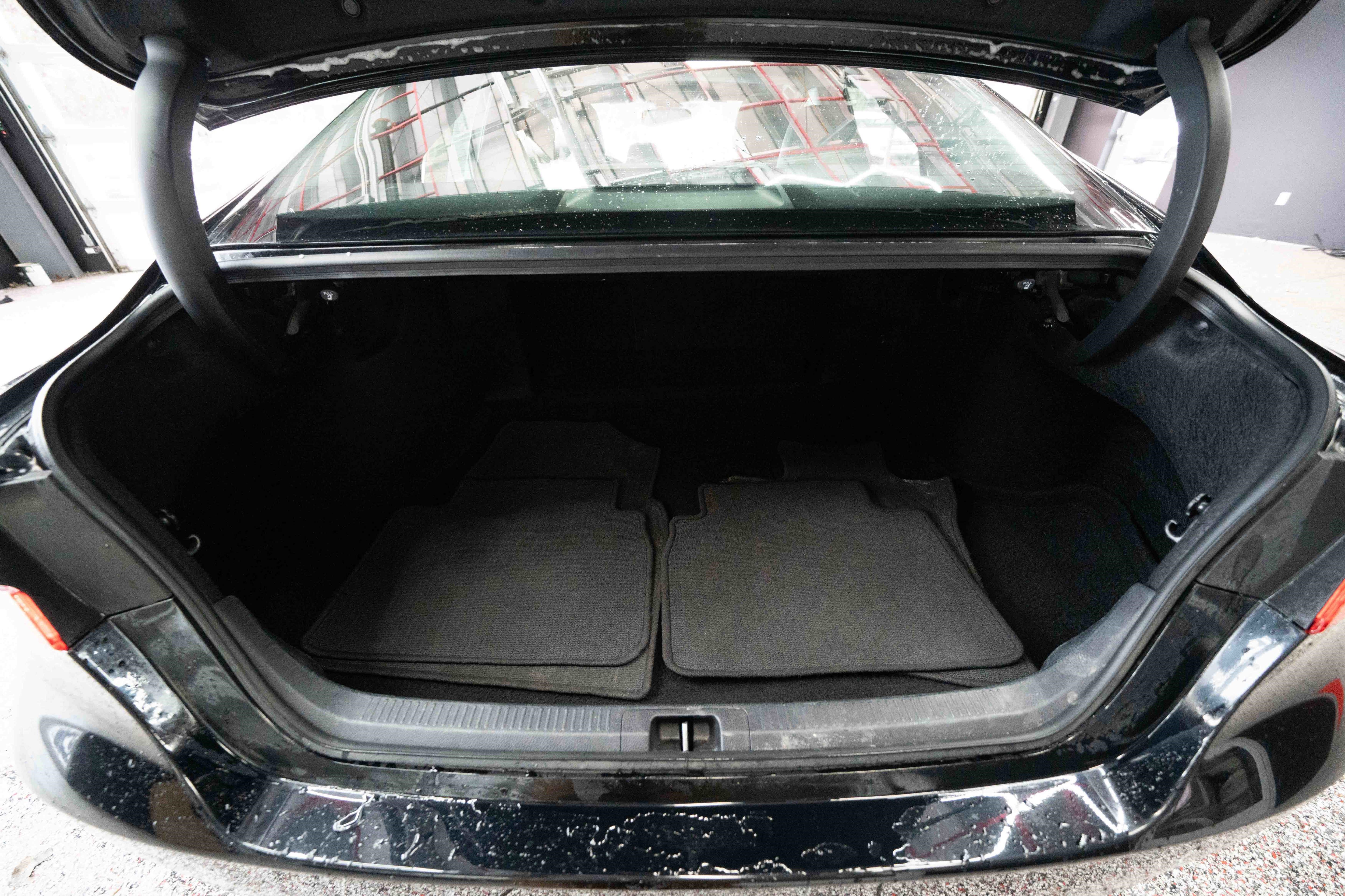 Used 2024 Toyota Camry SE w/ Convenience Package image 27