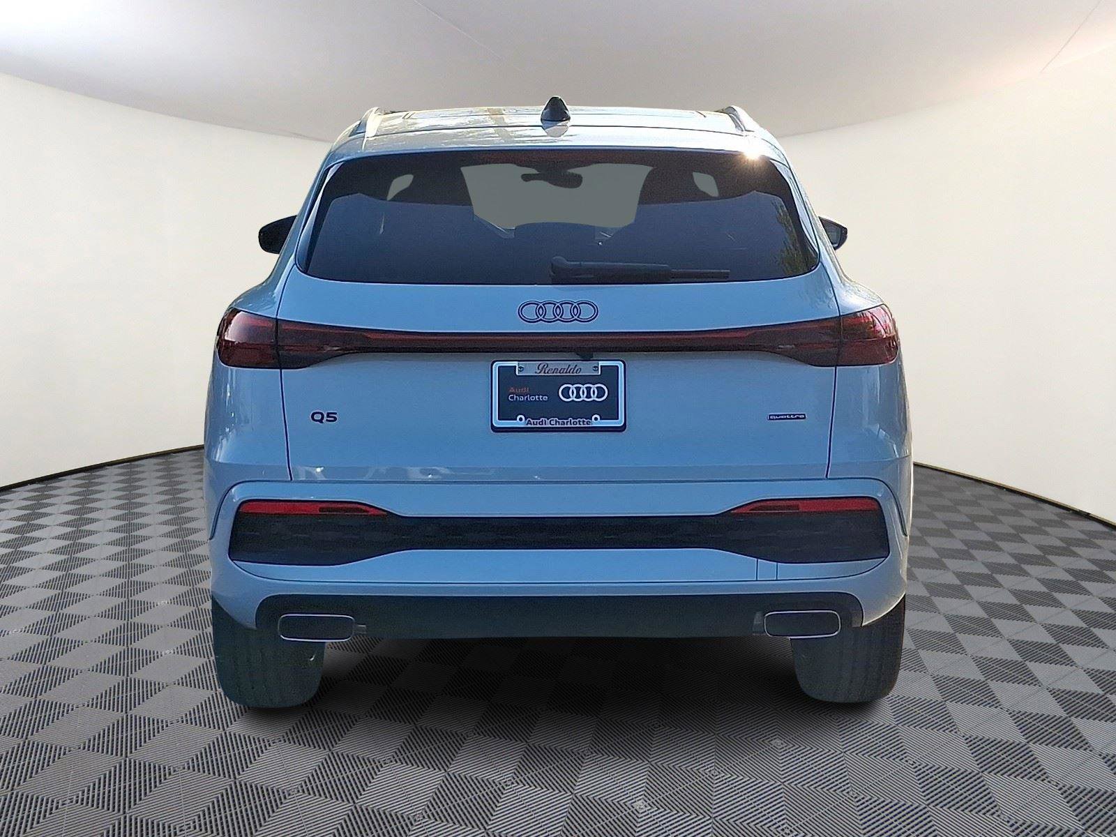 Certified 2025 Audi Q5 Premium Plus w/ Premium Plus image 5