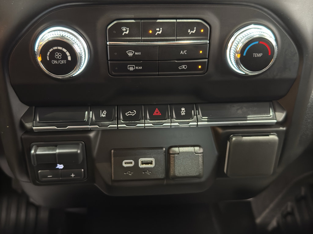 Used 2025 GMC Sierra 2500 Pro AWD/4WD image 29