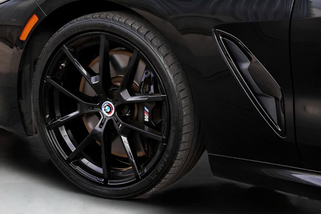 Used 2023 BMW M850i xDrive Coupe image 23