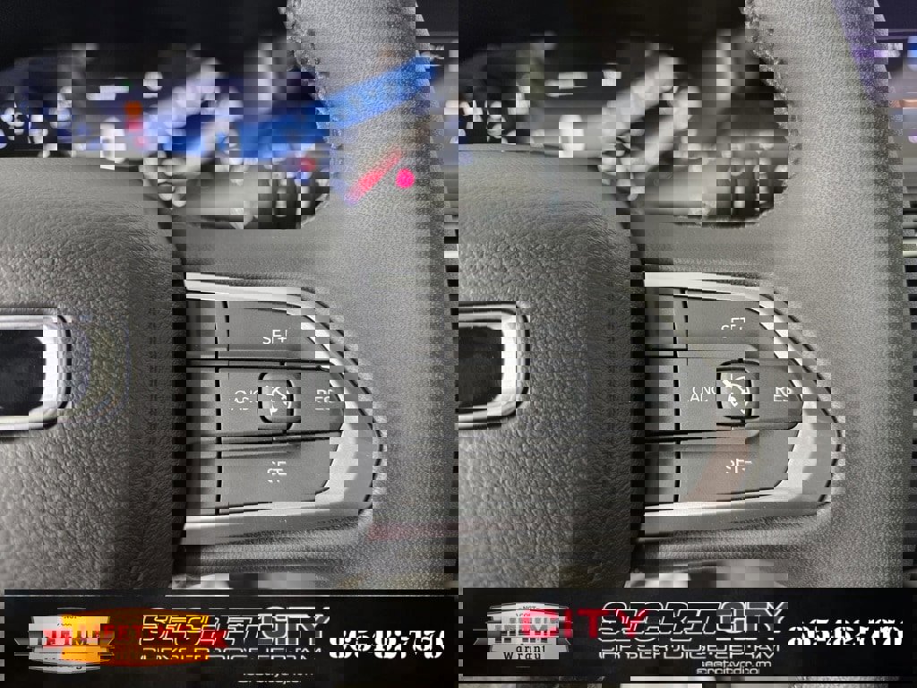 New 2026 Jeep Compass Latitude image 18