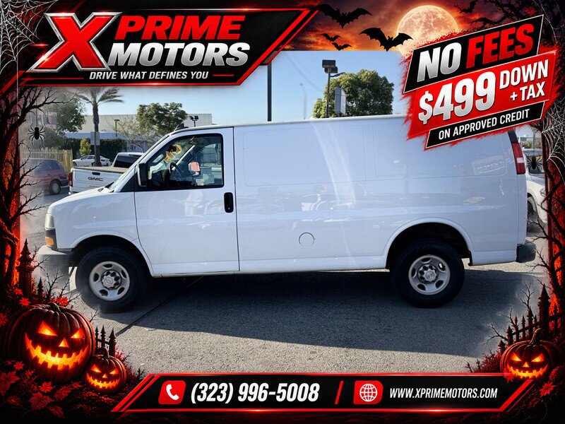 Used 2019 Chevrolet Express 2500 w/ Driver Convenience Package RWD image 4