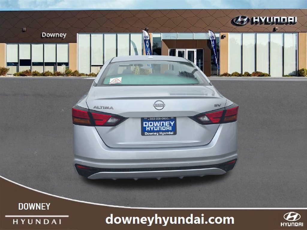 Used 2023 Nissan Altima 2.5 SV FWD image 4