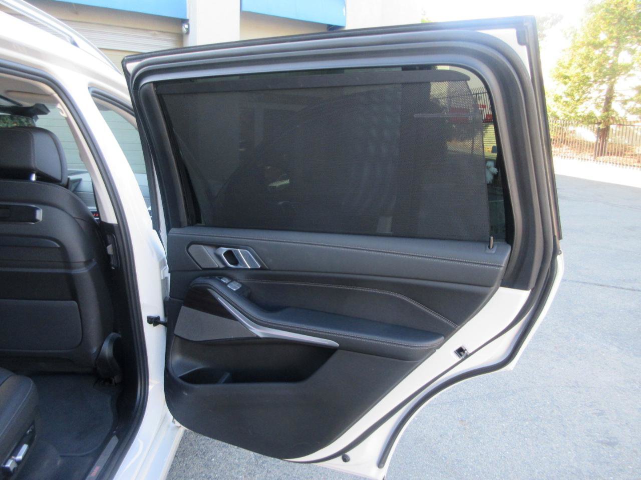Used 2025 BMW X7 xDrive40i w/ Premium Package AWD/4WD image 34