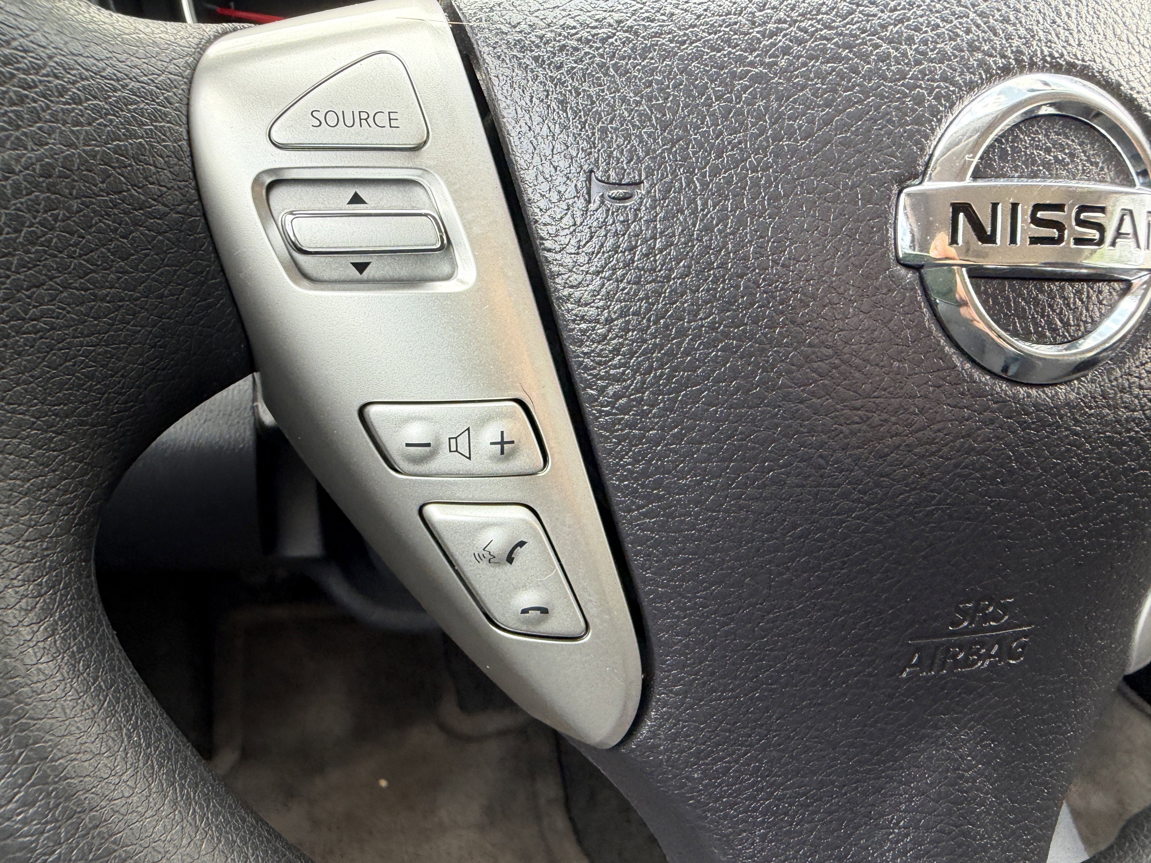 Used 2015 Nissan Versa Note S FWD image 29