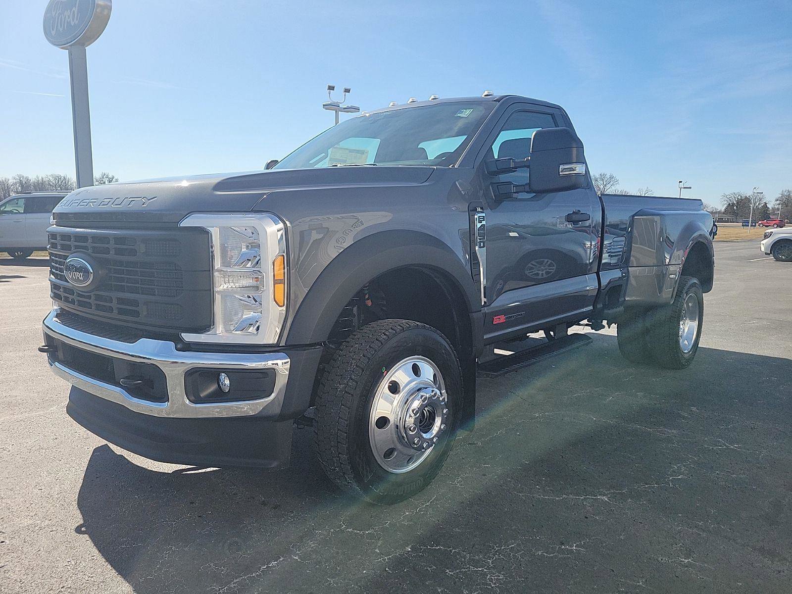 New 2026 Ford F450 XL w/ XL Driver Assist Package AWD/4WD image 3