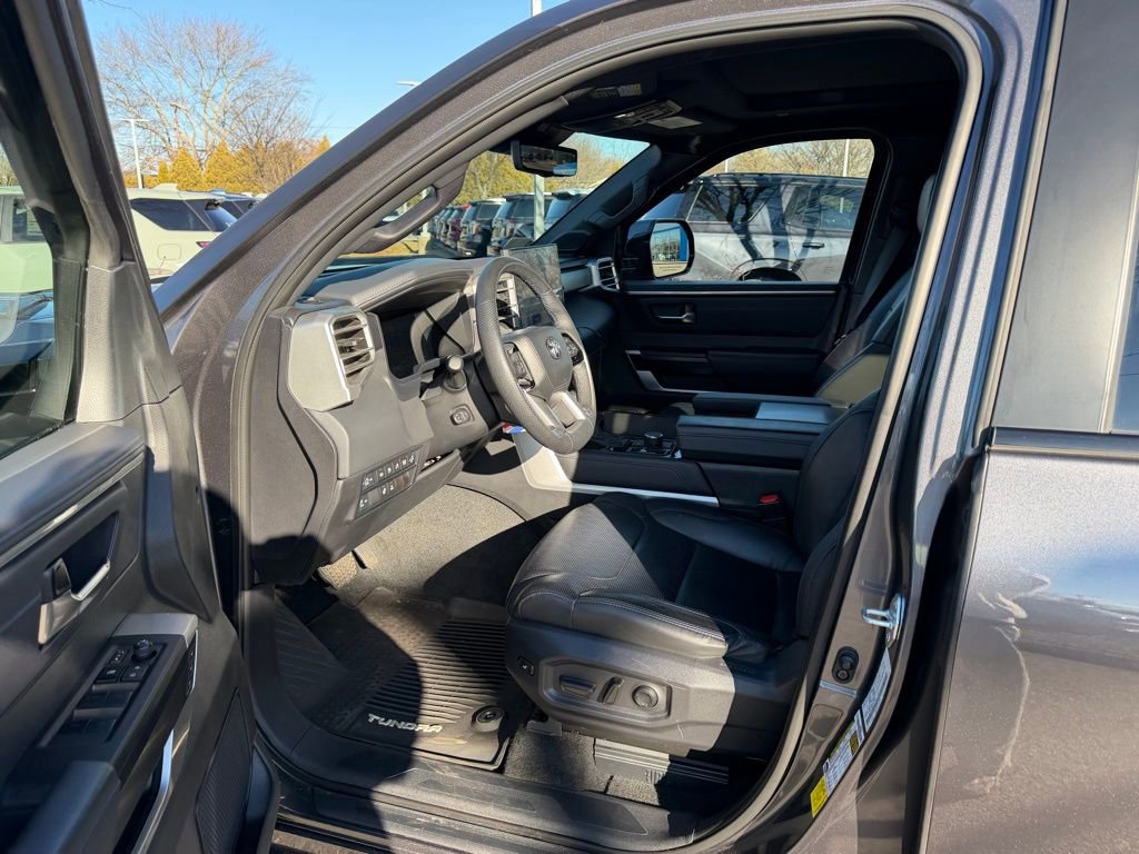 Used 2024 Toyota Tundra Platinum image 11