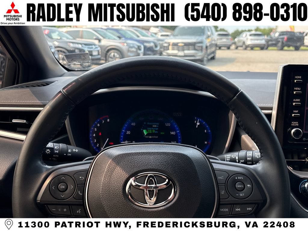 Used 2022 Toyota Corolla XSE FWD image 6