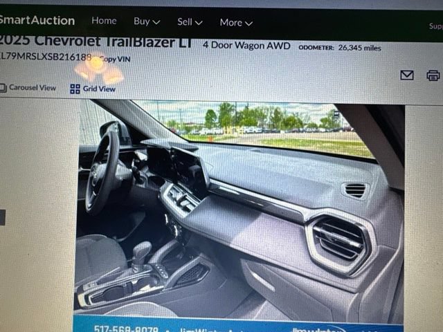 Used 2025 Chevrolet TrailBlazer LT AWD/4WD image 18